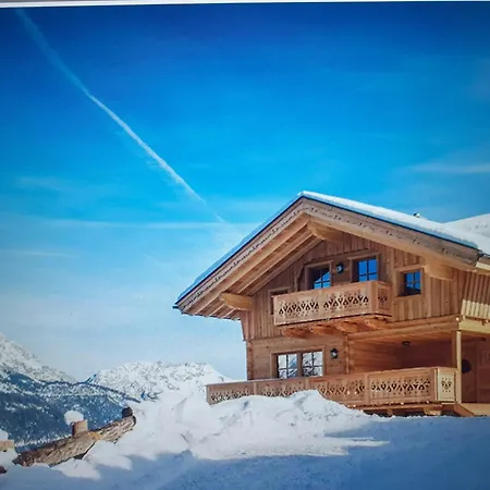 Holiday home Traumhaftes Winterchalet Colat