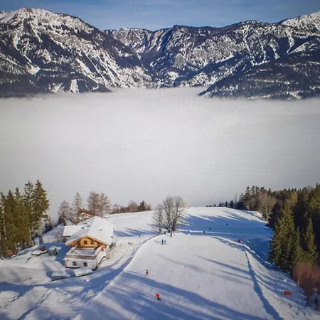 Holiday home Traumhaftes Winterchalet Colat *